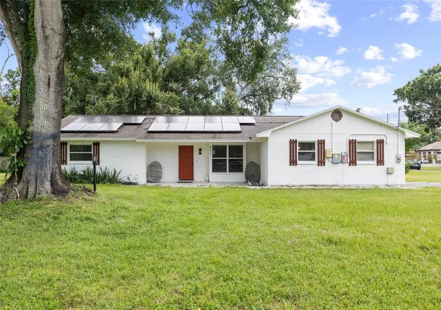 Photo 2 of Single family home for sale at 8212 Sunny Vale Pl, Tampa, FL 33615 | MLS# TB8543504 | Listing updated on 2026-09-06