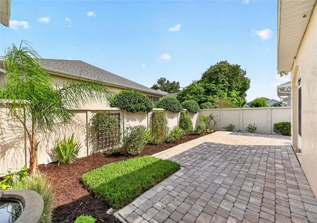 Photo 4 of Single family home for sale at 3040 SW 41st Place, Ocala, FL 34474 | MLS# OM731307 | Listing updated on 2026-09-25