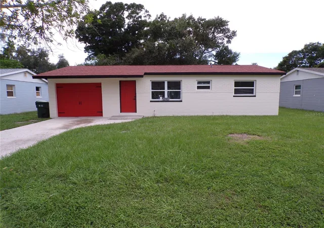 Single family home for sale at 13674 120Th Ln, SEMINOLE, FL 33778 | MLS# TB8543508