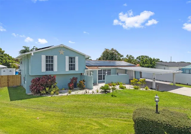 Photo 3 of Sale Pending at 7103 Creekside Ct, Tampa, FL 33615 | MLS# TB8543510 | Listing updated on 2026-10-07