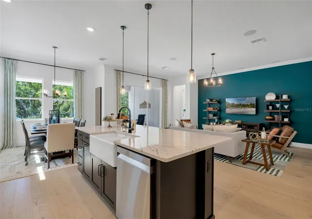 Photo 3 of Single family home for sale at 17418 Honeybell Tangelo Ct, Winter Garden, FL 34787 | MLS# O6437463 | Listing updated on 2026-09-02