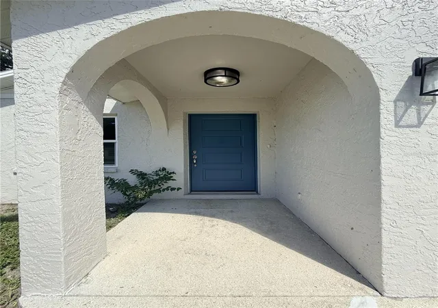 Photo 2 of Single family home for sale at 1013 6th Street E, Bradenton, FL 34208 | MLS# A4704385 | Listing updated on 2026-09-04
