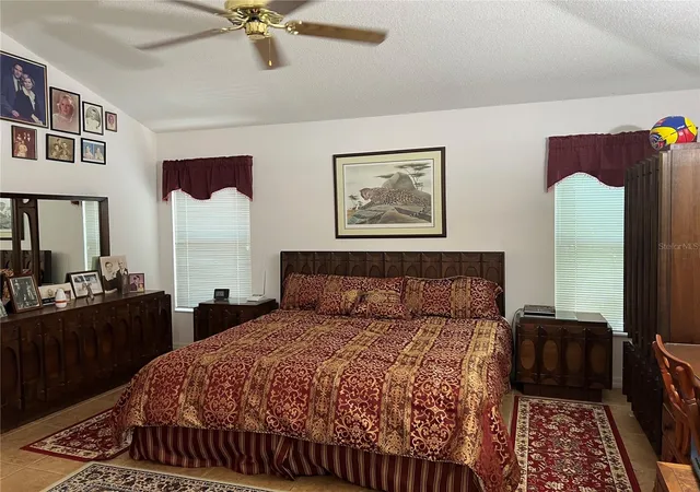 Photo 4 of House for sale at 1842 Puerto Bello Dr, Lady Lake, FL 32159 | MLS# G5117106 | Listing updated on 2026-09-30