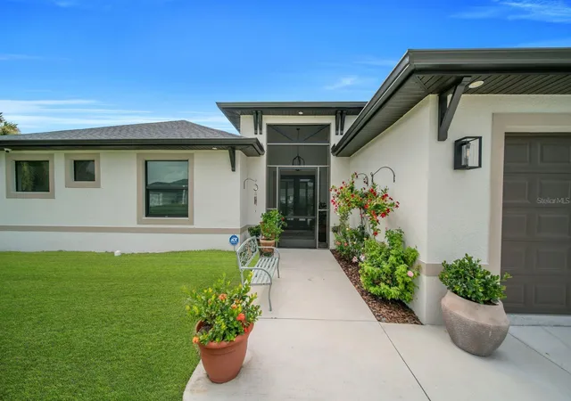 Photo 4 of Single family home for sale at 609 Clayton Ave, Lehigh Acres, FL 33972 | MLS# A4704387 | Listing updated on 2026-09-01