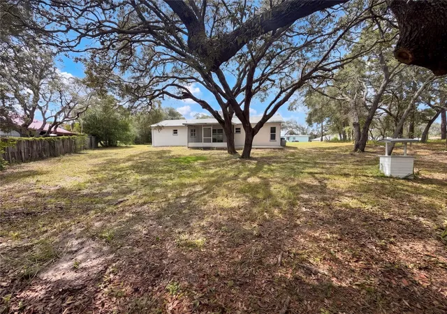 Photo 5 of Single family home for sale at 8165 Ridge Rd, Weeki Wachee, FL 34613 | MLS# O6437472 | Listing updated on 2026-08-29