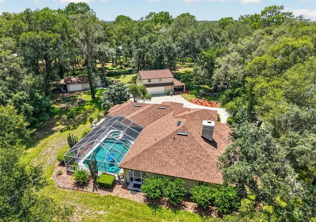 Photo 2 of Single family home for sale at 35350 County Road 439, Eustis, FL 32736 | MLS# G5117109 | Listing updated on 2026-09-04