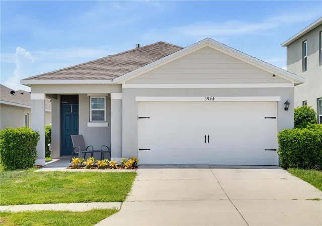 Photo 1 of Single family home for sale at 3944 Gadwall Pl, Leesburg, FL 34748 | MLS# S5156533 | Listing updated on 2026-09-02