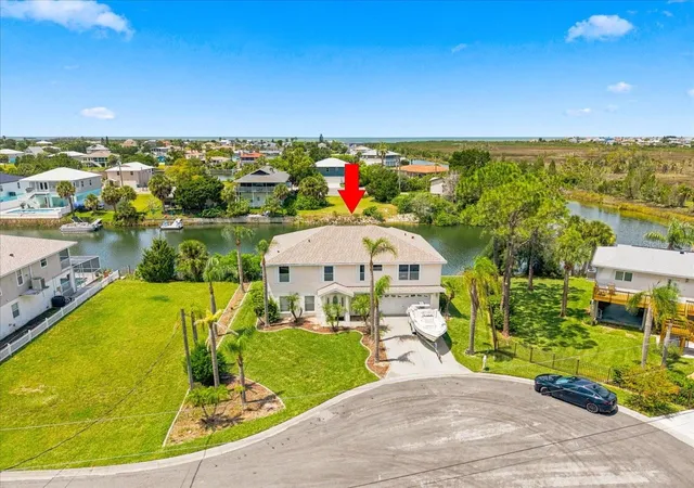 Photo 5 of Single family home for sale at 3417 Fernleaf Dr, Hernando Beach, FL 34607 | MLS# W7889015 | Listing updated on 2026-08-29