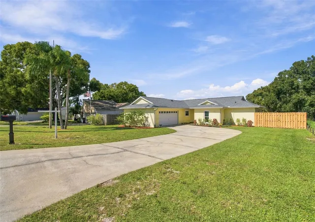 Photo 2 of Single family home for sale at 3021 W Sitka St, Tampa, FL 33614 | MLS# TB8543530 | Listing updated on 2026-10-29