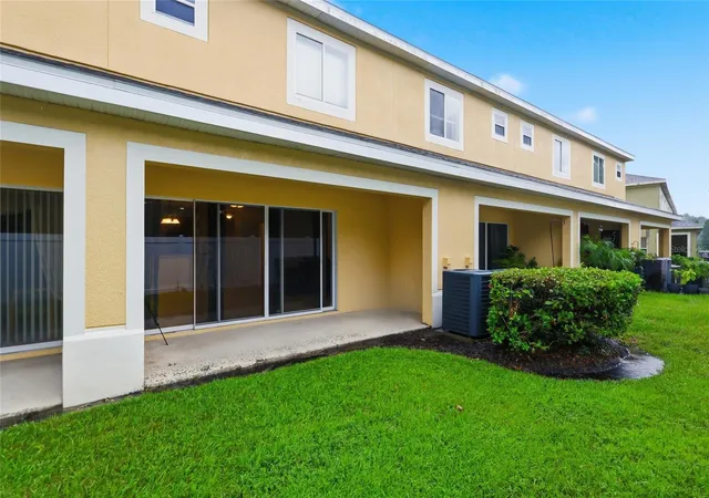 Photo 3 of Townhouse for sale at 20456 Needletree Dr, Tampa, FL 33647 | MLS# TB8543539 | Listing updated on 2026-09-14