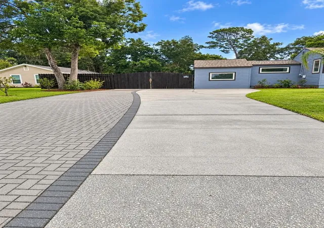 Photo 2 of Single family home for sale at 2543 Southside Blvd, Jacksonville, FL 32216 | MLS# TB8543543 | Listing updated on 2026-09-06