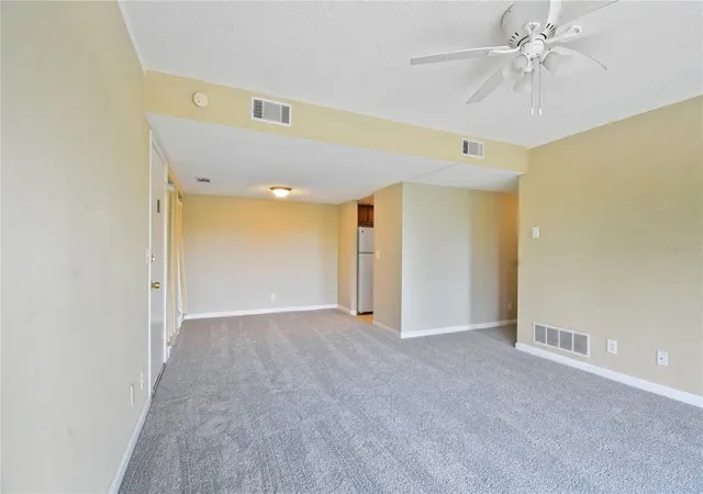 Listing Photo 5 - Condo for sale in building located at 40 Clb House Dr, PALM COAST, FL 32137 - Unit #207