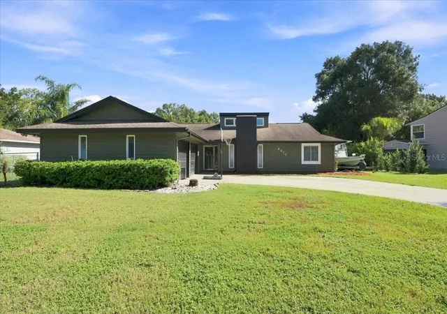 Photo 1 of Sale Pending at 4475 Old Colony Rd, Mulberry, FL 33860 | MLS# L4964659 | Listing updated on 2026-09-26