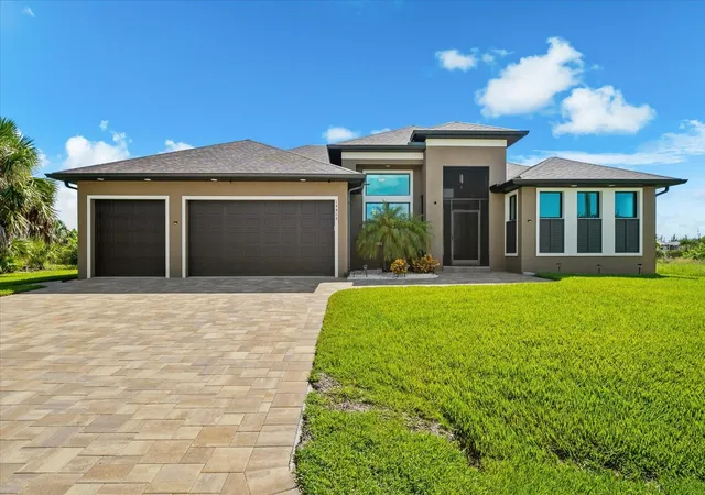 Single family home for sale at 14454 Maysville Cir, PORT CHARLOTTE, FL 33981 | MLS# D6148603