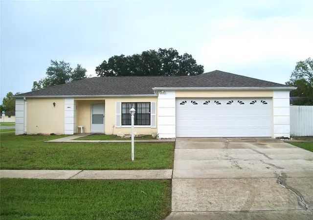 Photo 1 of Single family home for sale at 15071 Sw 38th Ave, Ocala, FL 34473 | MLS# OM731319 | Listing updated on 2026-08-31