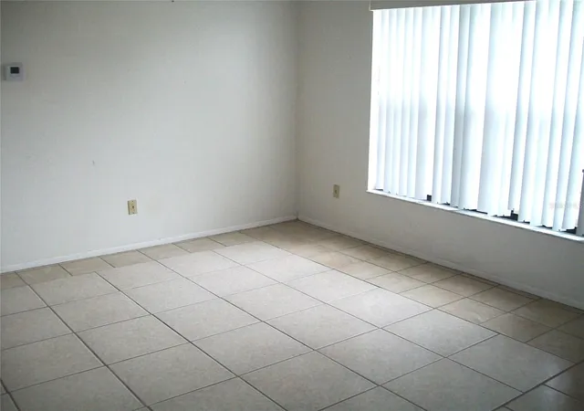 Photo 4 of Single family home for sale at 15071 Sw 38Th Ave, Ocala, FL 34473 | MLS# OM731319 | Listing updated on 2026-08-31