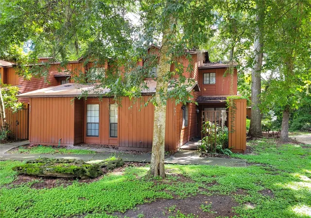 Photo 1 of Sale Pending at 931 Sw 57th Terrace, Gainesville, FL 32607 | MLS# GC543100 | Listing updated on 2026-09-11
