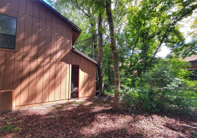 Photo 29 of Sale Pending at 931 Sw 57th Terrace, Gainesville, FL 32607 | MLS# GC543100 | Listing updated on 2026-09-11
