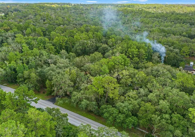 Photo 32 of Manufactured home for sale at 4088 Culbreath Rd, Brooksville, FL 34602 | MLS# W7889025 | Listing updated on 2026-09-08