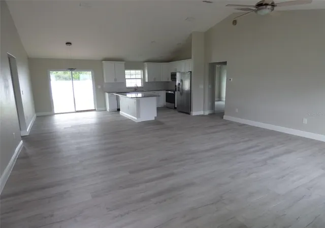 Photo 3 of Single family home for sale at 16872 Sw 39Th Cir, Ocala, FL 34473 | MLS# O6437517 | Listing updated on 2026-08-30