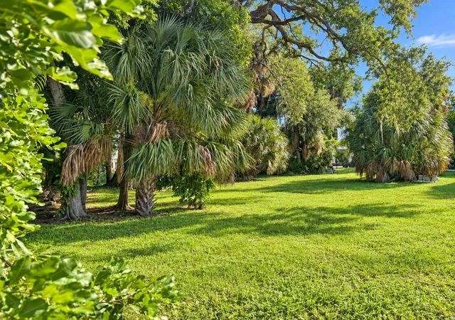 Photo 3 of Land for sale at Lot 12 Montclair Dr, Sarasota, FL 34231 | MLS# A4704417 | Listing updated on 2026-10-02