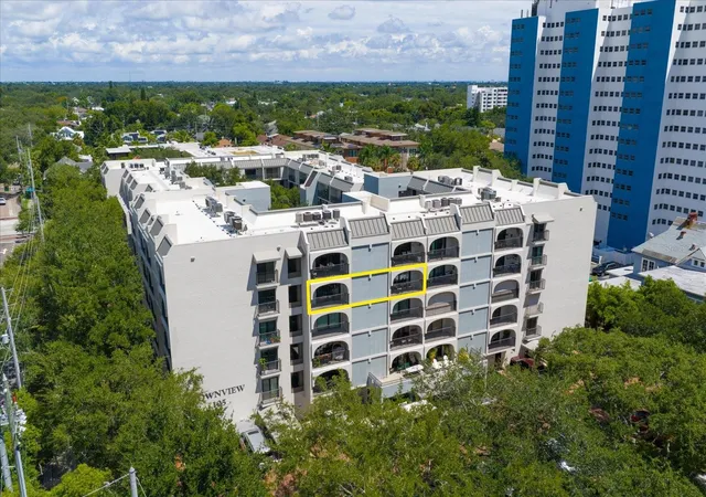 Photo 4 of Condo for sale at 105 4th Avenue NE #529, Saint Petersburg, FL 33701 | MLS# TB8543590 | Listing updated on 2026-09-06
