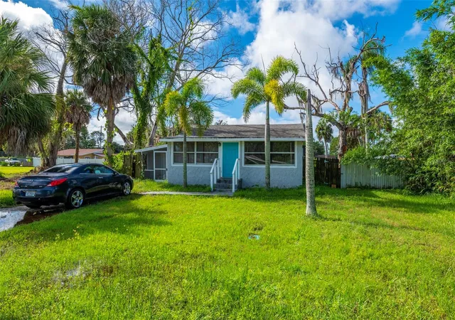 Photo 1 of Single family home for sale at 5200 Mallett Dr, Port Richey, FL 34668 | MLS# TB8543591 | Listing updated on 2026-09-24