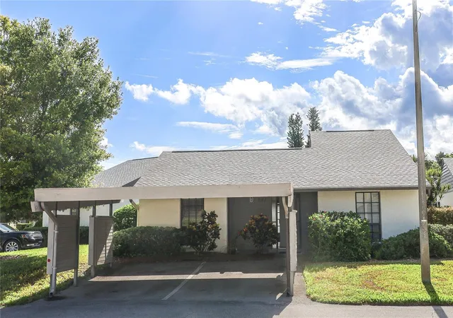 Photo 1 of Single family home for sale at 321 Windrush Loop, Tarpon Springs, FL 34689 | MLS# TB8543592 | Listing updated on 2026-08-29