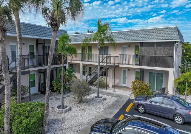 Photo 1 of Condo for sale at 612 Guild Dr #18, Venice, FL 34285 | MLS# N6145536 | Listing updated on 2026-09-02