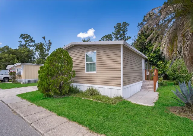 Photo 2 of Manufactured home for sale at 1838 Annapolis Ave, Orlando, FL 32826 | MLS# O6437528 | Listing updated on 2026-08-29