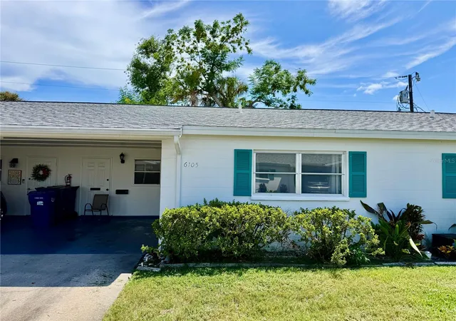 Photo 1 of Single family home for sale at 6105 Coral Wy, Bradenton, FL 34207 | MLS# A4704422 | Listing updated on 2026-10-03