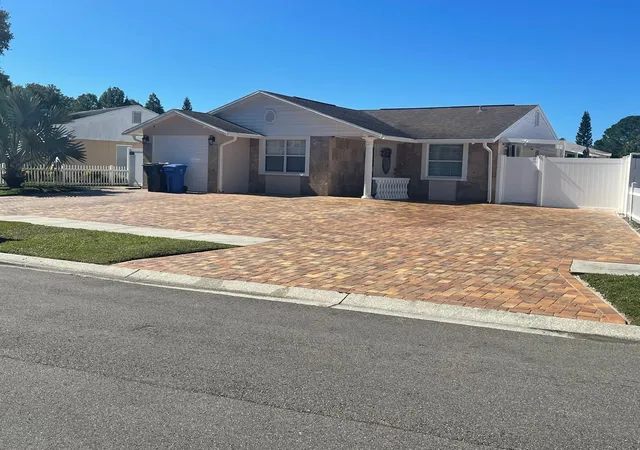 Photo 2 of Single family home for sale at 6423 Monterey Blvd, Tampa, FL 33625 | MLS# TB8543605 | Listing updated on 2026-09-07