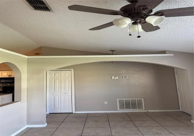 Photo 3 of Single family home for sale at 317 Chelmsford Ct, Kissimmee, FL 34758 | MLS# S5156548 | Listing updated on 2026-10-15