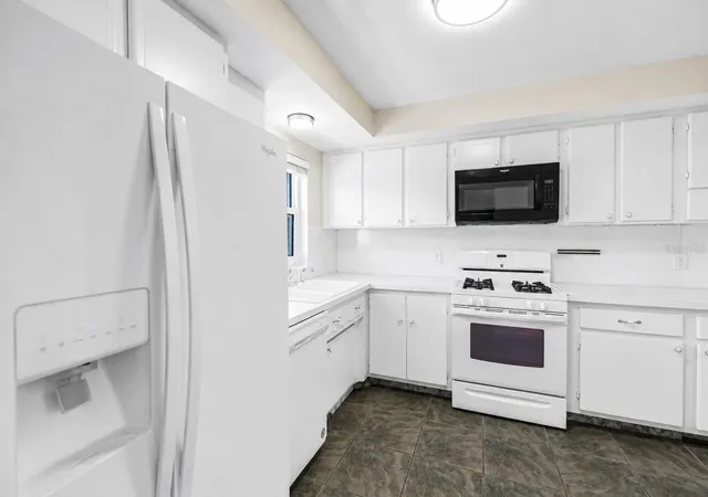 Photo 2 of Condo for sale at 1868 Shore Dr S #310, South Pasadena, FL 33707 | MLS# TB8543617 | Listing updated on 2026-09-16