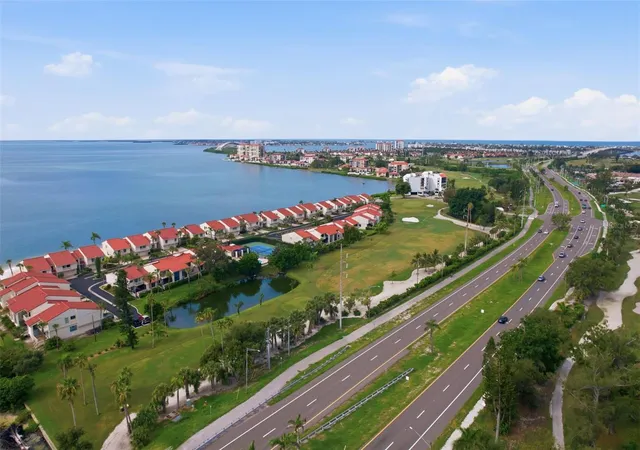 39th image of 5619 Escondida Blvd S, St Petersburg, FL 33715 | MLS# TB8543623
