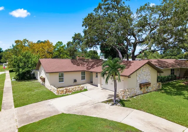 Single family home for sale at 12620 115Th St, LARGO, FL 33778 | MLS# TB8543635
