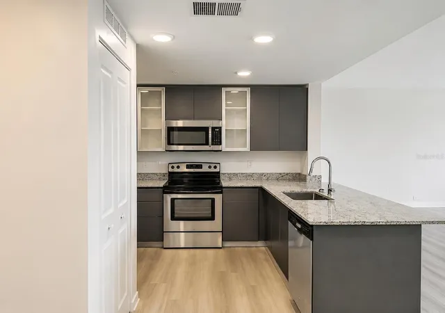 Photo 3 of Condo for sale at 5563 Millenia Park Blvd #214, Orlando, FL 32839 | MLS# O6437556 | Listing updated on 2026-08-29