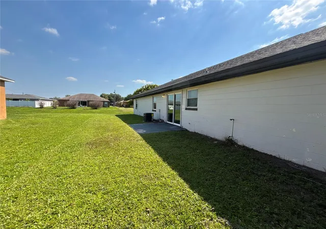 Listing Photo 4 - Condo for sale in building located at 504 Blackbird Ln, Kissimmee, FL 34759 - Unit #A