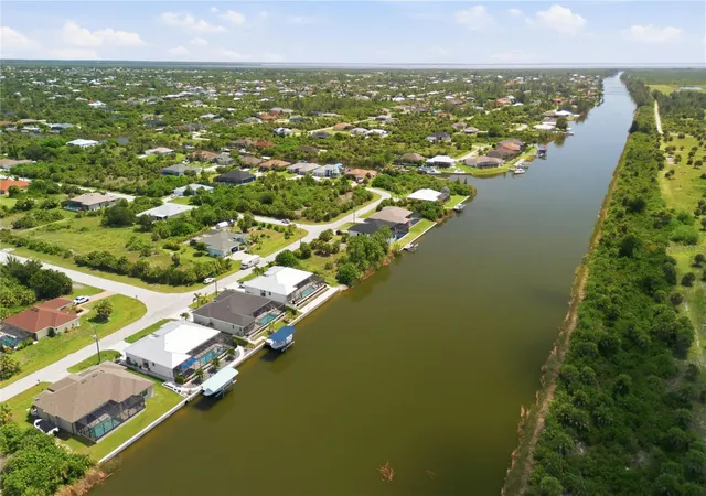 Photo 1 of Single family home for sale at 10628 Mcalester Cir, Port Charlotte, FL 33981 | MLS# D6148610 | Listing updated on 2026-10-22