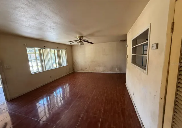 Photo 1 of Single family home for sale at 816 17th Court E, Bradenton, FL 34208 | MLS# TB8543651 | Listing updated on 2026-09-02