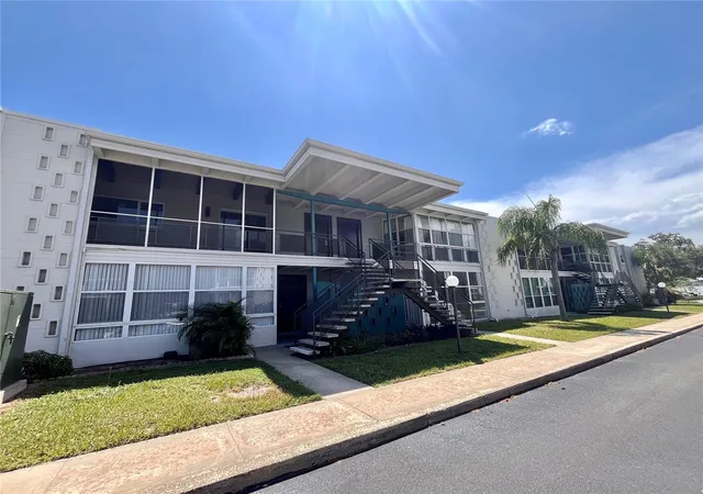 Photo 1 of Condo for sale at 151 N Orlando Ave #242, Winter Park, FL 32789 | MLS# O6437574 | Listing updated on 2026-09-27