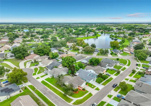 Photo 3 of Single family home for sale at 12941 Downstream Cir, Orlando, FL 32828 | MLS# O6437579 | Listing updated on 2026-09-16