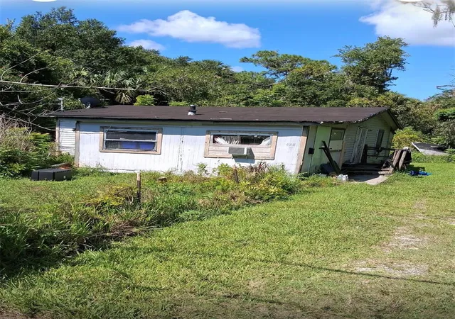 Photo 3 of Single family home for sale at 438 N State Road 415, Osteen, FL 32764 | MLS# O6437587 | Listing updated on 2026-08-30