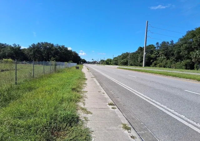 Photo 4 of Single family home for sale at 438 N State Road 415, Osteen, FL 32764 | MLS# O6437587 | Listing updated on 2026-08-30
