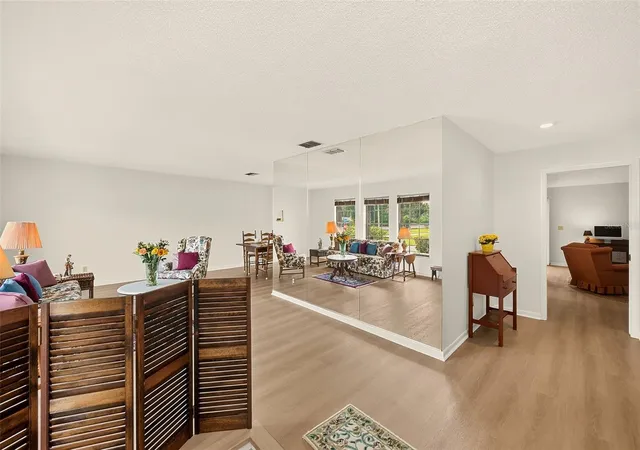 4th image of 2993 Meadow Wood Dr, Clearwater, FL 33761 | MLS# TB8543663