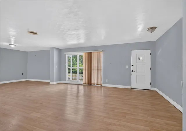 Photo 4 of Single family home for sale at 1220 Howell Branch Rd, Winter Park, FL 32789 | MLS# O6437591 | Listing updated on 2026-09-18