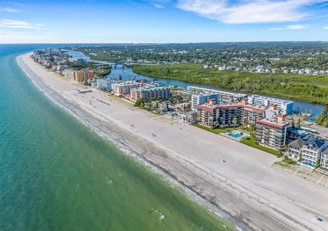 Photo 54 of Single family home for sale at 18317 Sunset Blvd, Redington Shores, FL 33708 | MLS# O6437596 | Listing updated on 2026-08-30