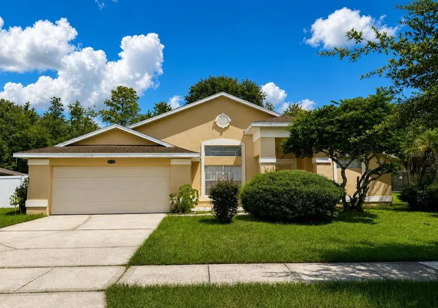 Photo 1 of Single family home for sale at 14542 Grassy Cove Cir, ORLANDO, FL 32824 | MLS# O6437597 | Listing updated on 2026-10-07