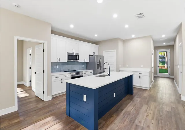Photo 2 of Single family home for sale at 19126 Sw 101st St, Dunnellon, FL 34432 | MLS# OM731338 | Listing updated on 2026-08-30