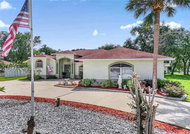 Photo 2 of Single family home for sale at 43 Folson Ln, Palm Coast, FL 32137 | MLS# FC321078 | Listing updated on 2026-09-01